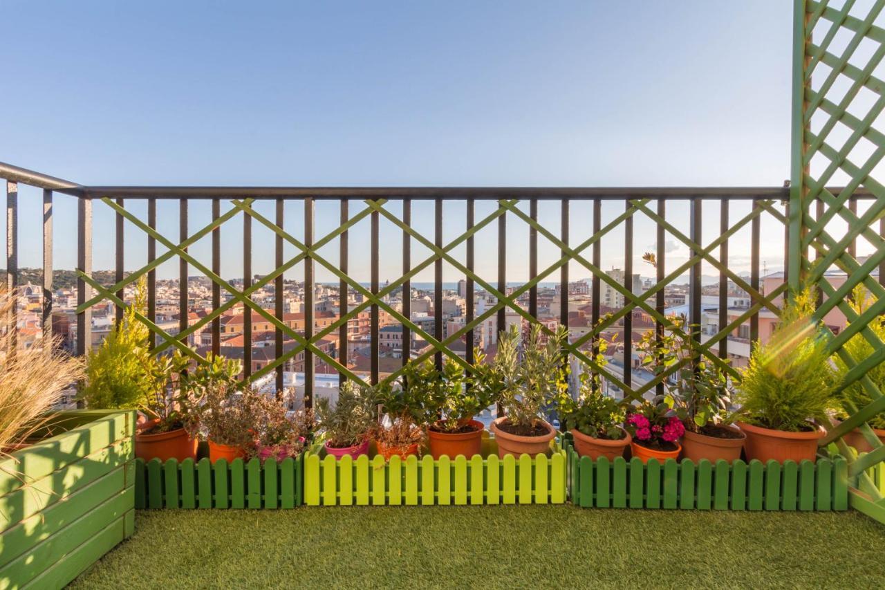 Eleventh Floor Suites Cagliari Dış mekan fotoğraf