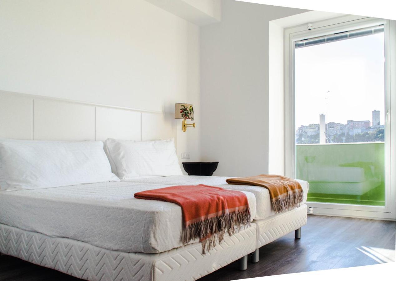 Eleventh Floor Suites Cagliari Dış mekan fotoğraf
