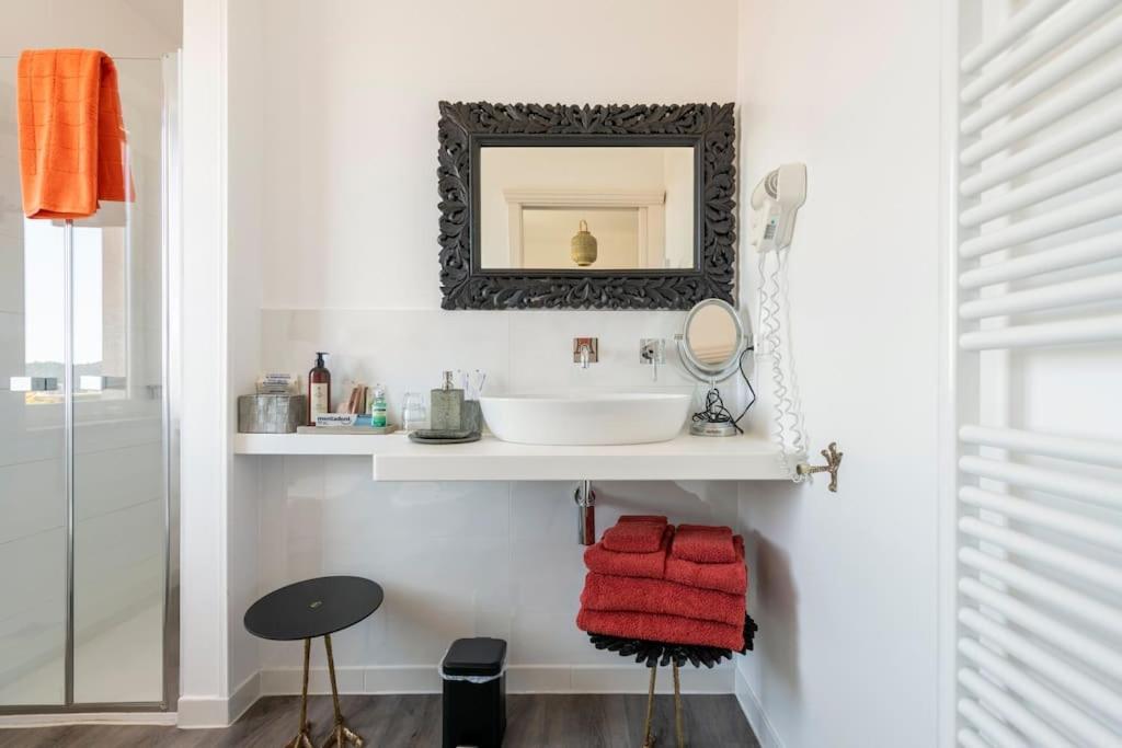 Eleventh Floor Suites Cagliari Dış mekan fotoğraf